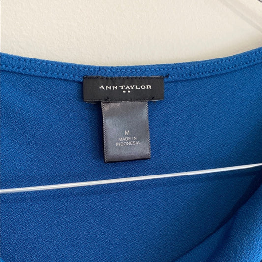 Ann Taylor Blue Fitted Sleeveless Tank medium