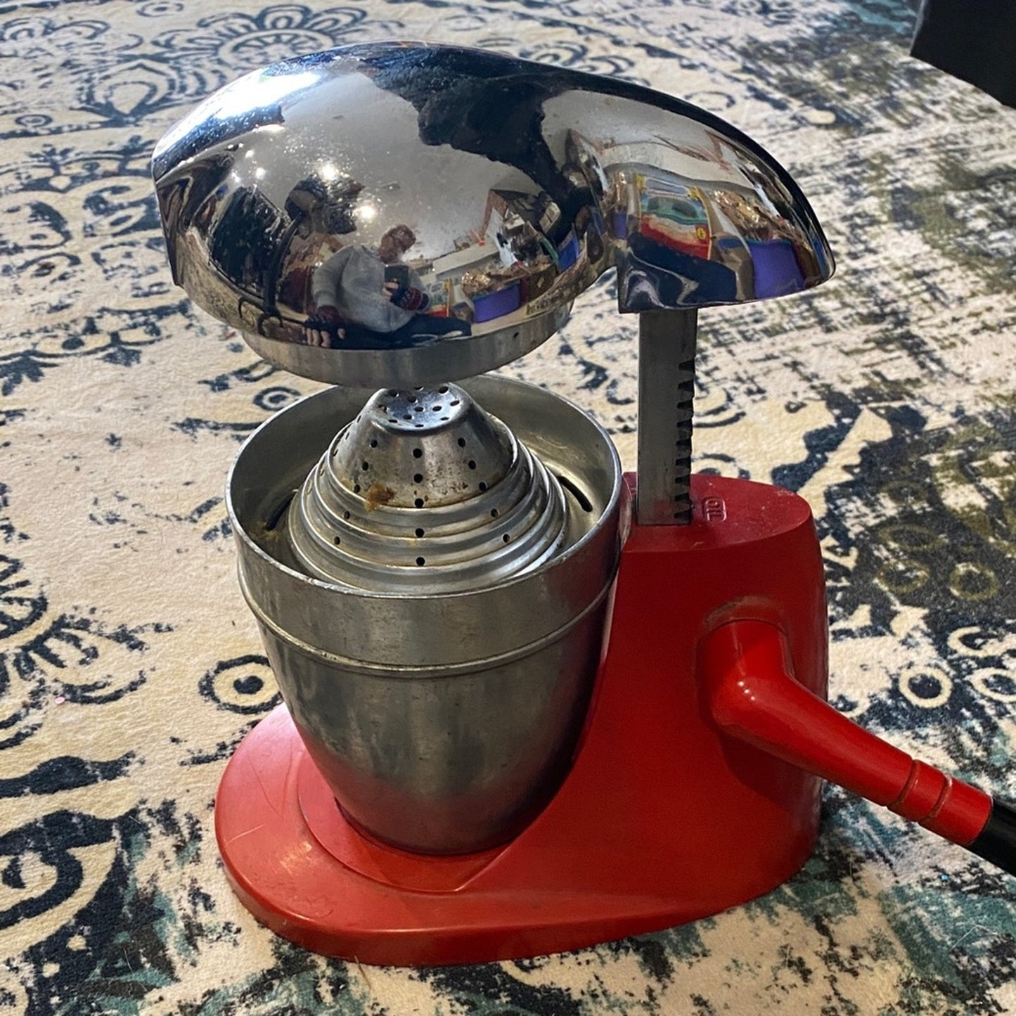 Silver and Red Manual Juicer