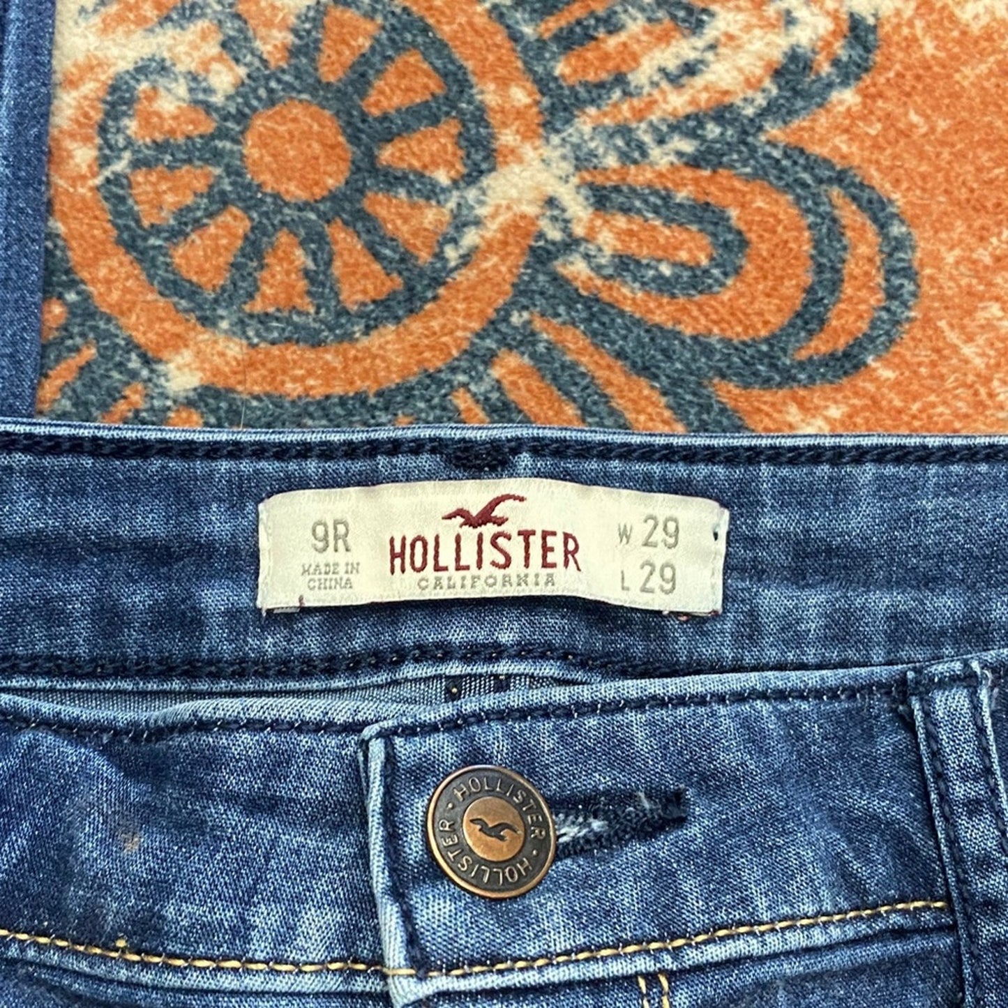 Hollister Women's Blue Skinny Jeans 29x29