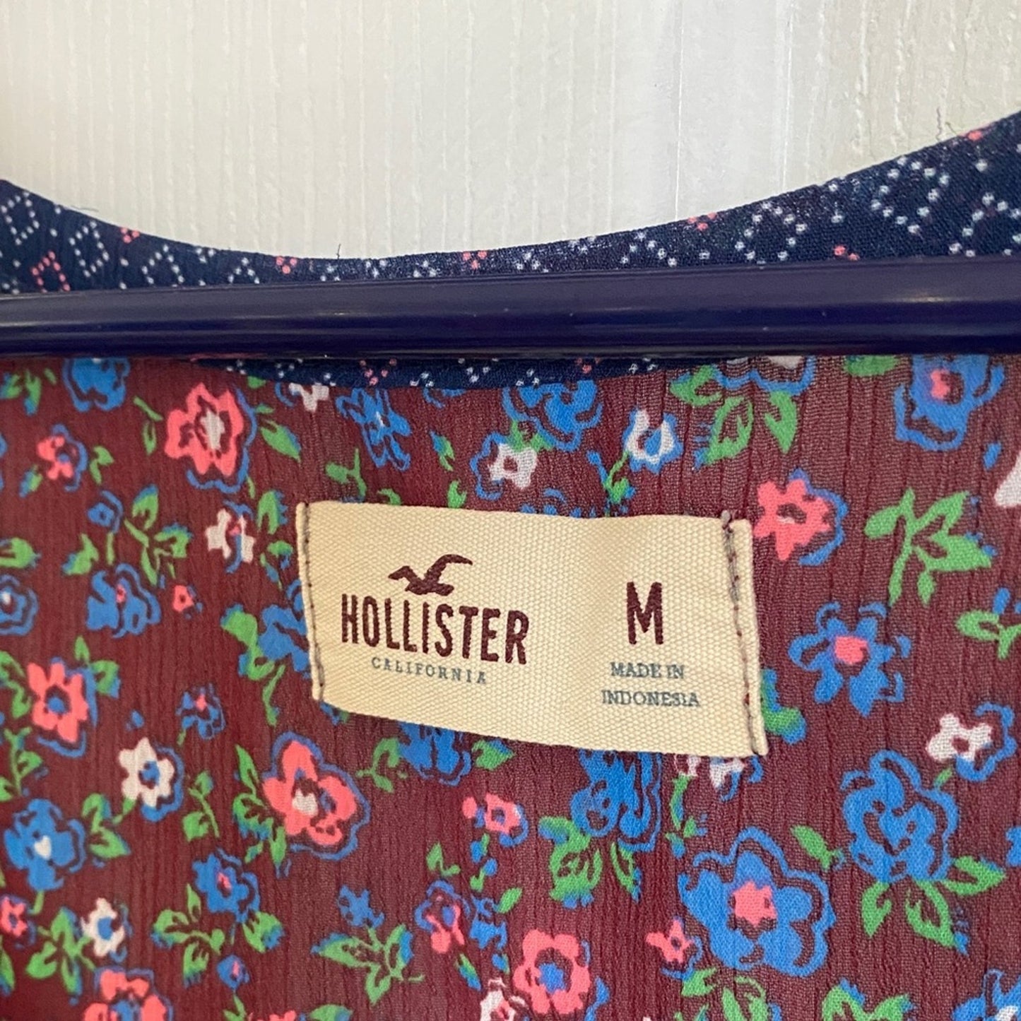Hollister Blue and Red Floral Blouse MEDIUM
