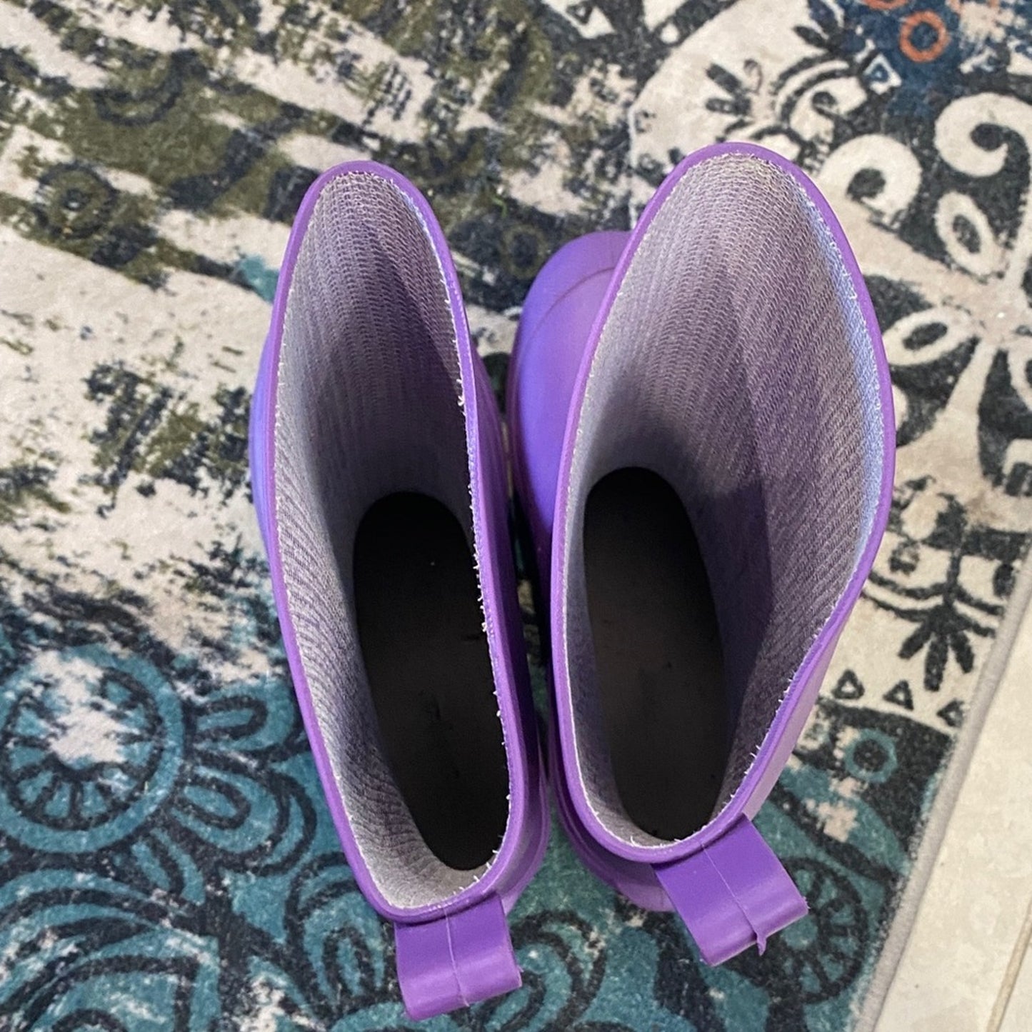 Cat & Jack Vibrant Purple Kids Boots SIZE 3