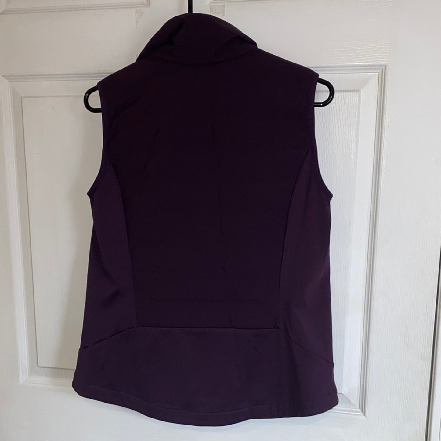Eddie Bauer Women's Dark Purple Vest Medium