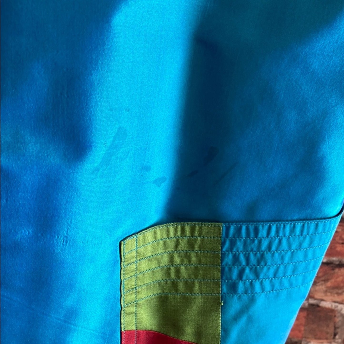 Blue and Red Casual Button Down Shirt with Geometric Pattern XL